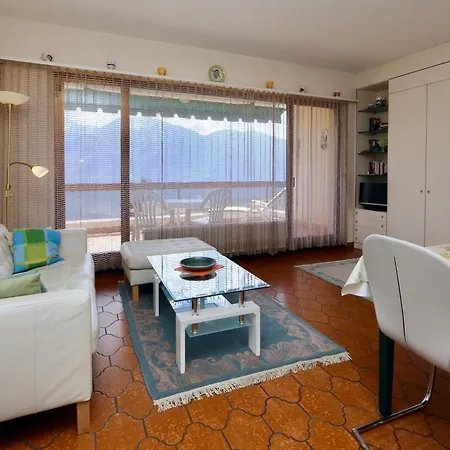 C06 Apartment